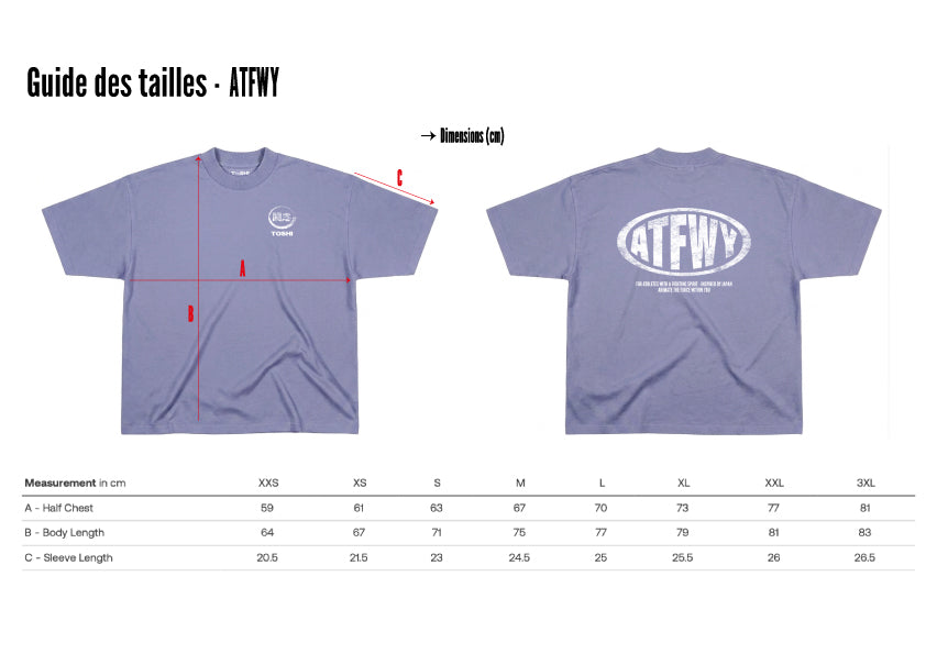Tableau du guide des tailles d’un t-shirt oversize de couleur violet inspiré des animes et de la culture japonaise.