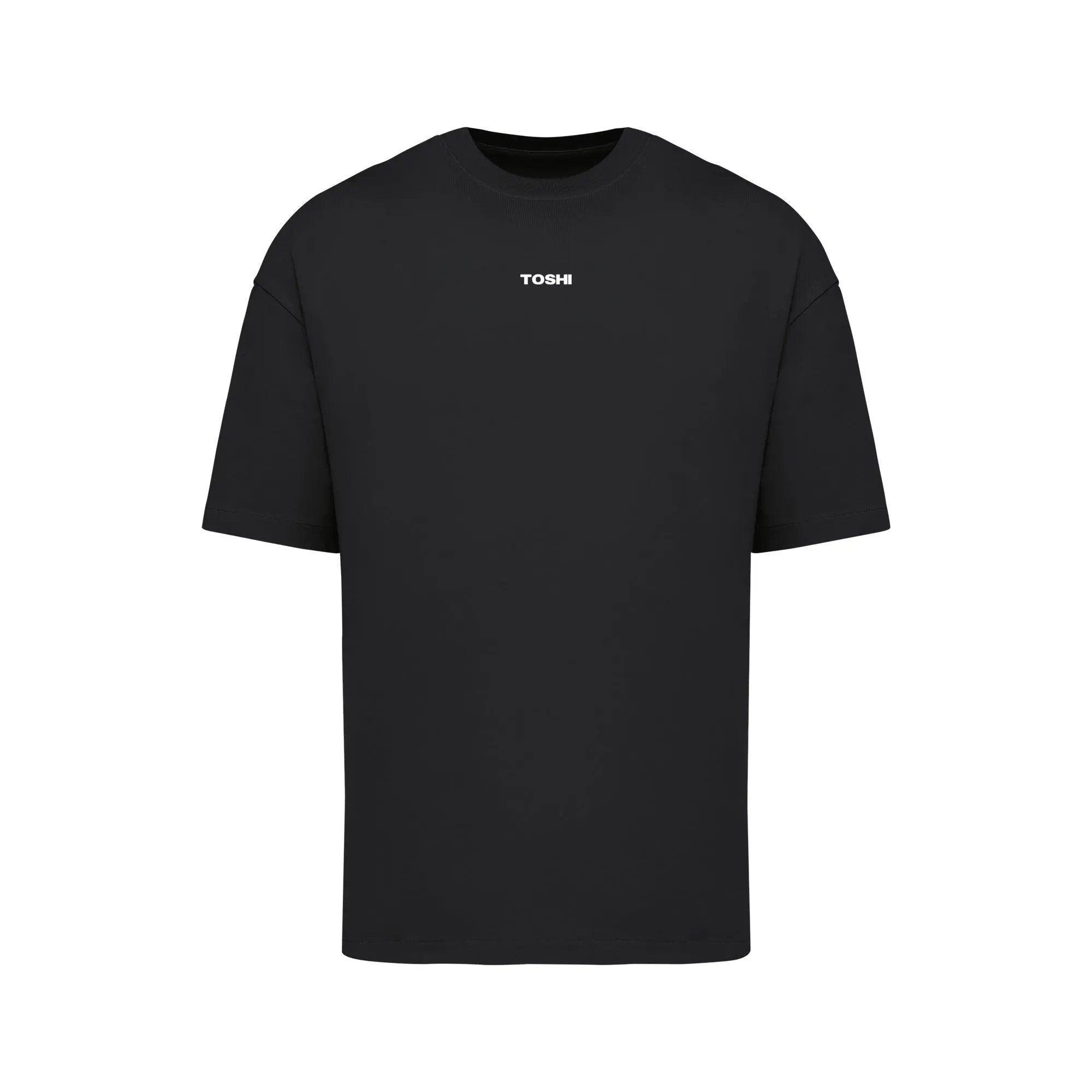 T-shirt oversize noir TOSHI pour homme, inspiré de l’univers des mangas et animes, style japonais et streetwear sportif.