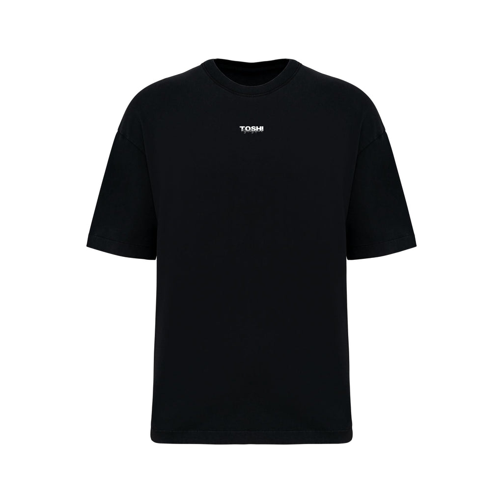 T-shirt oversize noir TOSHI “Fighting Spirit” pour homme, inspiré de l’univers des mangas et animes, style japonais et streetwear sportif.