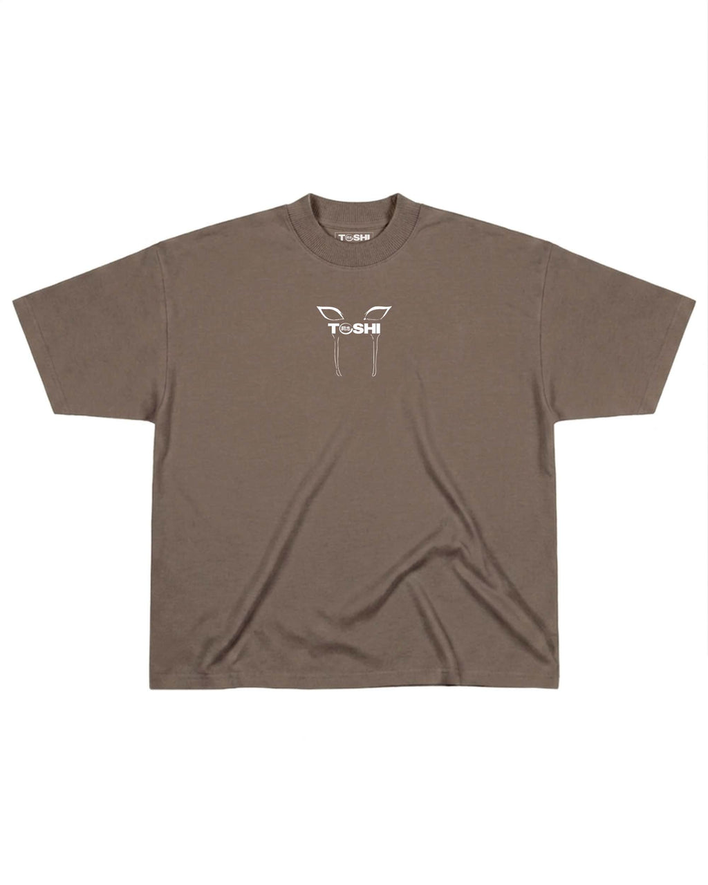 T-shirt oversize de couleur mocha présenté à plat de face, avec un logo japonais de la marque TOSHI inspiré de l'anime demon slayer.